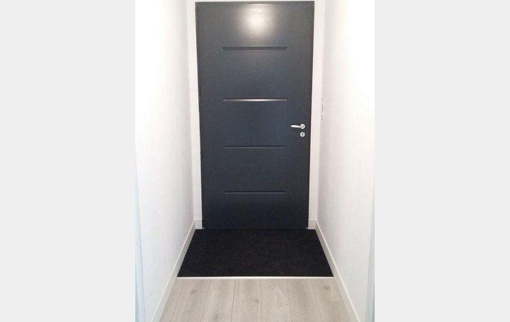 Maison SAINT-PAUL-TROIS-CHATEAUX (26130)  70 m2 229 700 € 