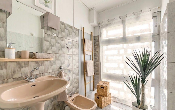 5 Pièces PESSAC (33600)  95 m2 294 000 € 