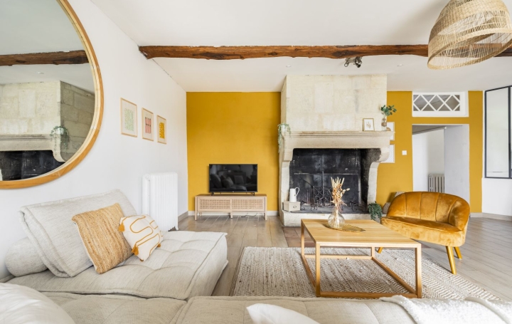 Maison SAINTE-HELENE (33480)  247 m2 304 000 € 