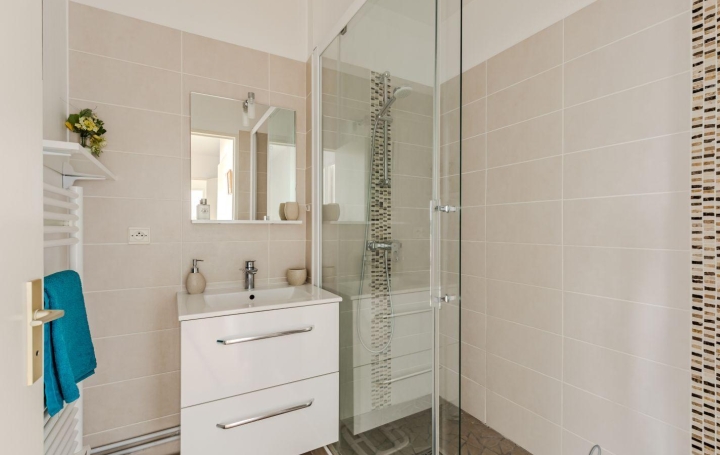 3 Pièces MERIGNAC (33700)  66 m2 241 000 € 