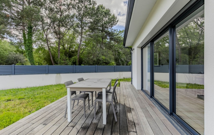 Maison VILLENAVE-D'ORNON (33140)  113 m2 464 000 € 