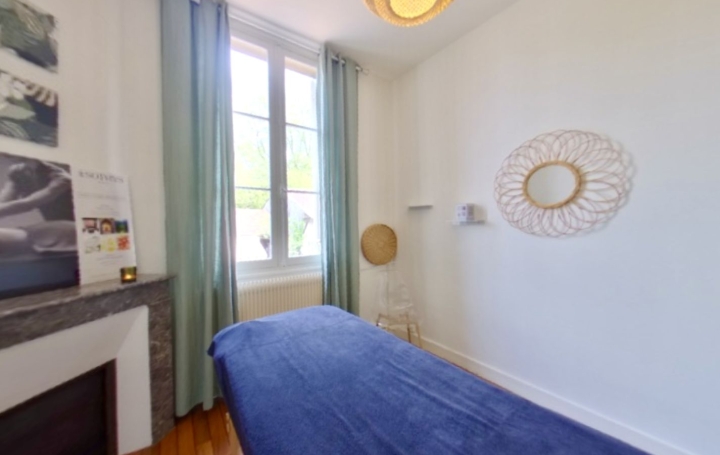 Activité commerciale SAINT-MEDARD-EN-JALLES (33160)  140 m2 125 000 € 