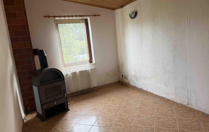 Maison HILSPRICH (57510)  78 m2 105 000 € 