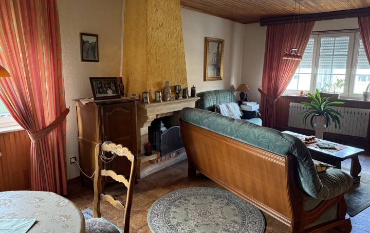 Maison HOLVING (57510)  156 m2 198 000 € 