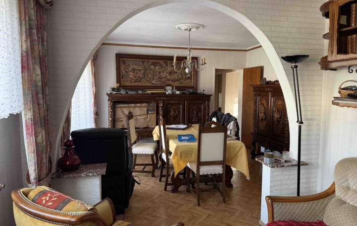 Maison METZING (57980)  82 m2 141 000 € 