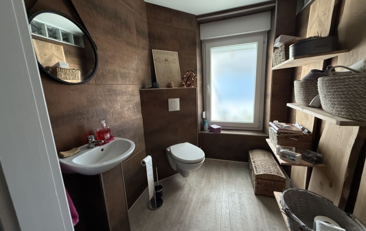 Maison COCHEREN (57800)  163 m2 180 000 € 