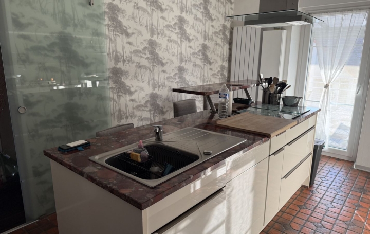 Maison COCHEREN (57800)  163 m2 180 000 € 