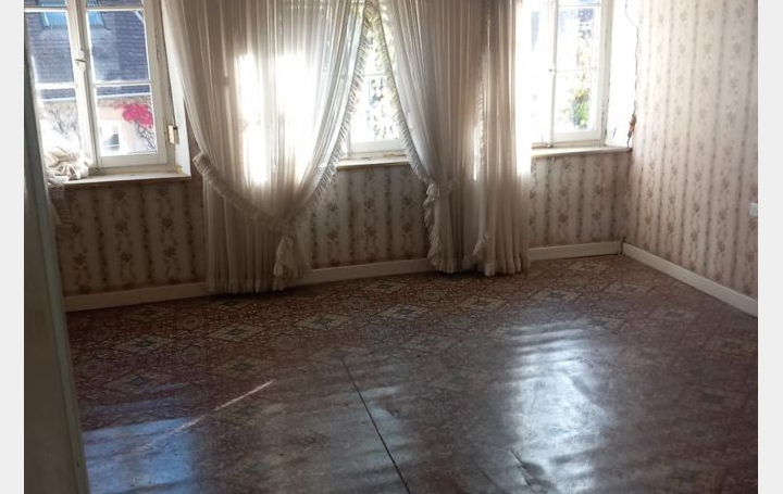 Maison FOLKLING (57600)  145 m2 39 500 € 