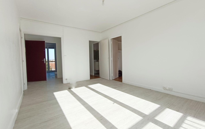 3 Pièces CHALON-SUR-SAONE (71100)  58 m2 600 € 