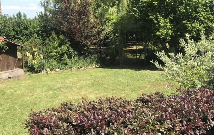 Réseau Immo-diffusion : Maison  CHALON-SUR-SAONE  90 m2 214 220 € 