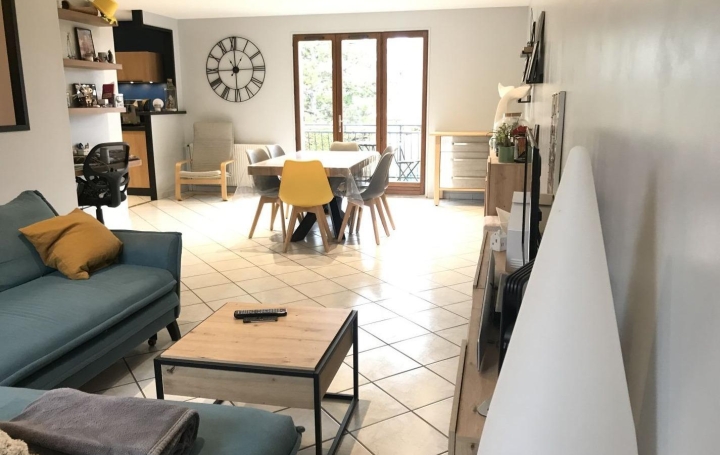 Réseau Immo-diffusion : Maison  LONGVIC  94 m2 319 900 € 