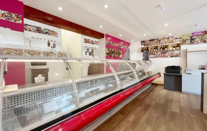 Réseau Immo-diffusion : Activité commerciale  SAINT-GERMAIN-DU-BOIS  200 m2 65 000 € 