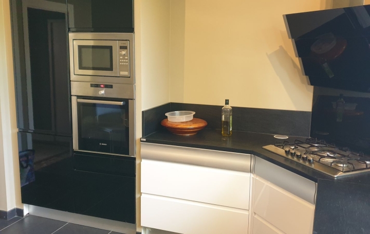 Maison CHALON-SUR-SAONE (71100)  195 m2 339 000 € 