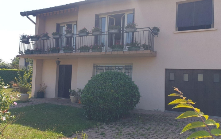 Réseau Immo-diffusion : Maison  CHAMPFORGEUIL  110 m2 195 000 € 