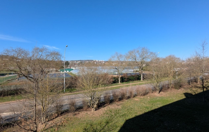 5 Pièces DIJON (21000)  78 m2 135 000 € 