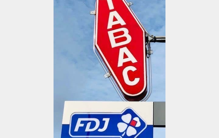 Local / Bureau CHALON-SUR-SAONE (71100) 76 m<sup>2</sup> 93 500 € 