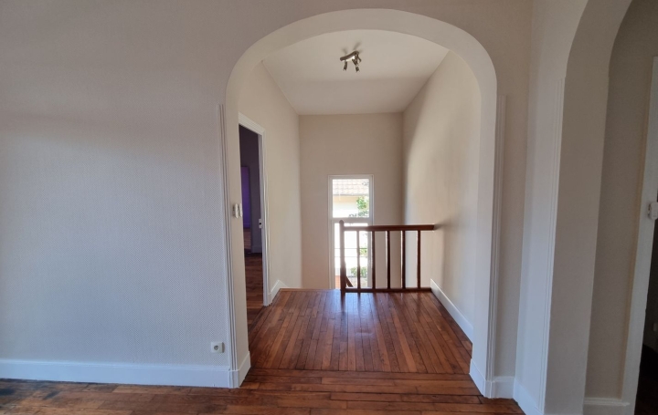 Villa CHALON-SUR-SAONE (71100)  193 m2 349 000 € 