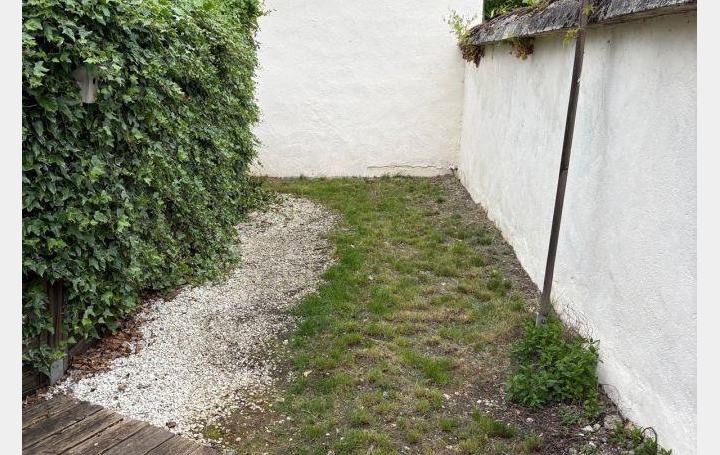 3 Pièces DIJON (21000)  64 m2 165 000 € 