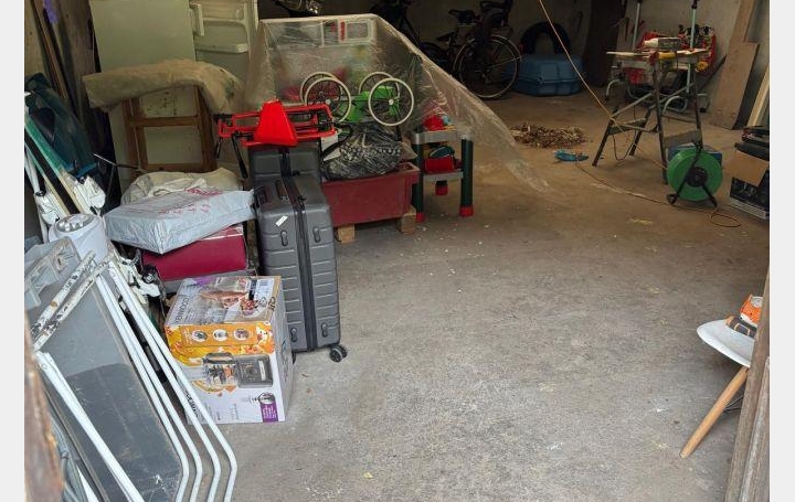 3 Pièces DIJON (21000)  64 m2 165 000 € 