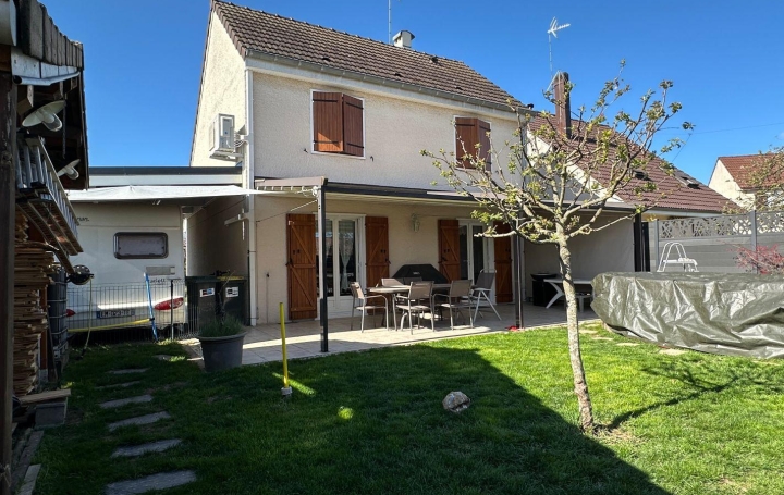 Maison CHAMPFORGEUIL (71530)  88 m2 195 000 € 