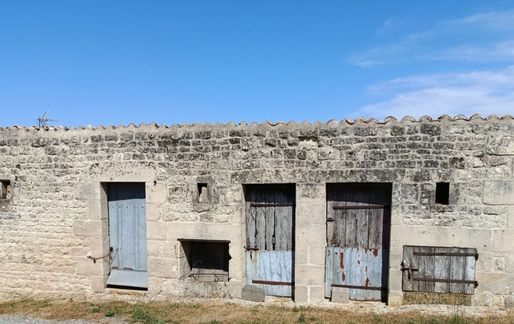 Terrain SAINT-POMPAIN (79160)   27 000 € 