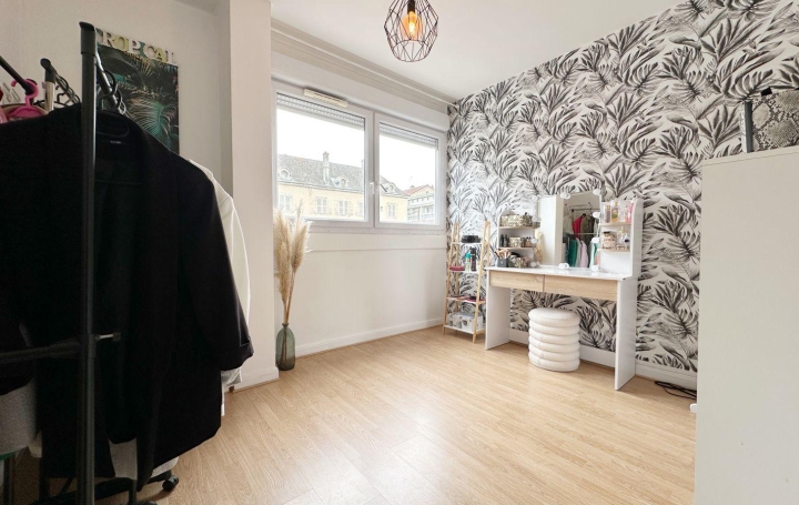 3 Pièces CHALON-SUR-SAONE (71100)  71 m2 94 000 € 