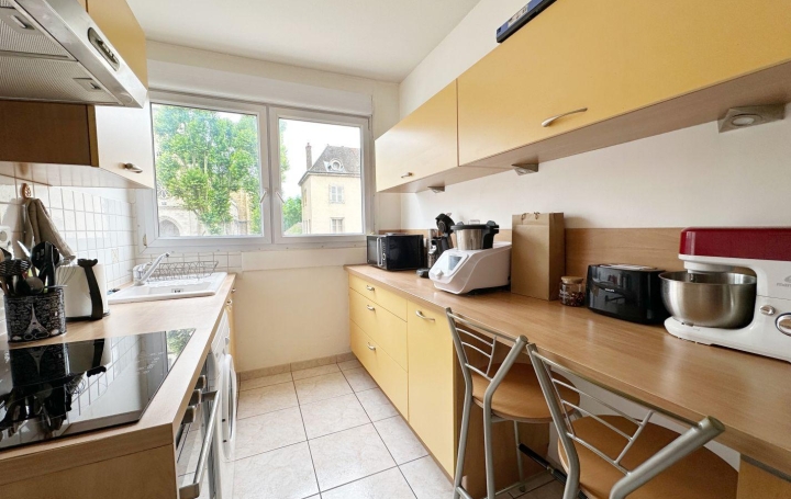 3 Pièces CHALON-SUR-SAONE (71100)  71 m2 94 000 € 