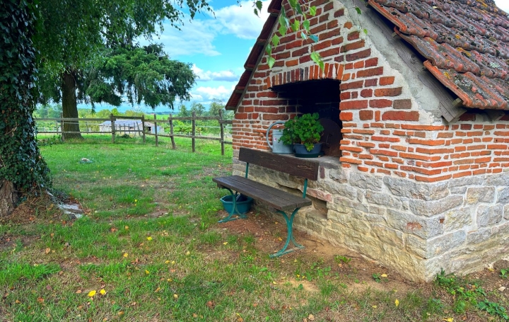 Maison LESSARD-EN-BRESSE (71440)  155 m2 499 000 € 