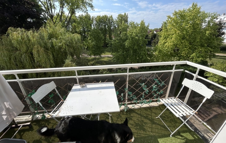 3 Pièces DIJON (21000)  55 m2 123 000 € 