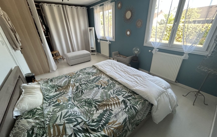 Maison LONGVIC (21600)  137 m2 367 000 € 