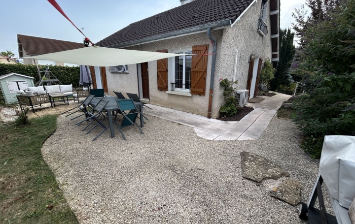 Maison COUCHEY (21160)  120 m2 360 000 € 