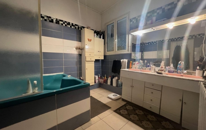 Maison MONTCEAU-LES-MINES (71300)  115 m2 124 900 € 