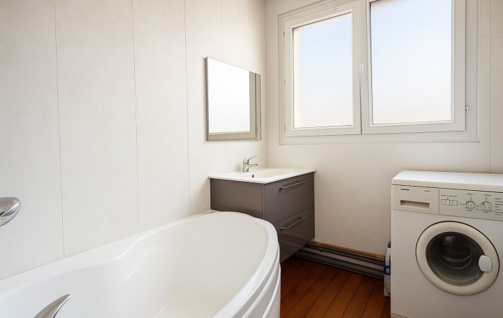 3 Pièces DIJON (21000)  72 m2 164 000 € 