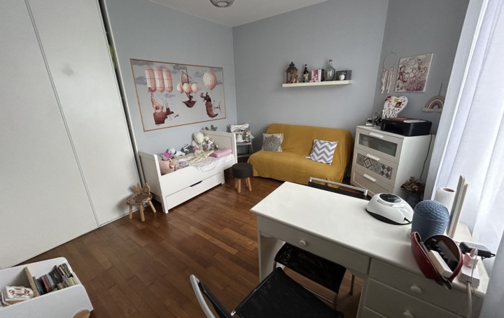 3 Pièces DIJON (21000)  83 m2 220 000 € 