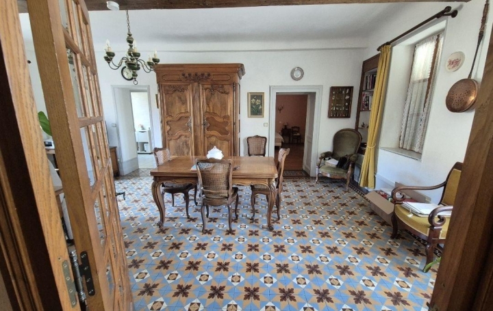 Maison CHAGNY (71150)  237 m2 316 000 € 