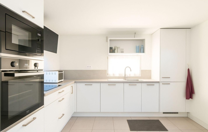 Maison DIJON (21000)  156 m2 530 000 € 