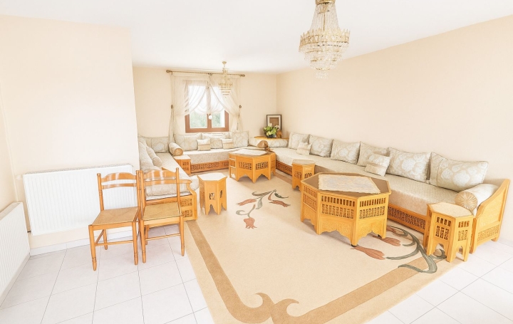 Maison CHALON-SUR-SAONE (71100)  126 m2 258 500 € 