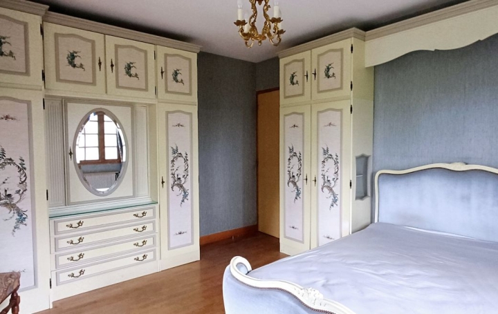 Maison PONT-DE-POITTE (39130)  309 m2 270 000 € 