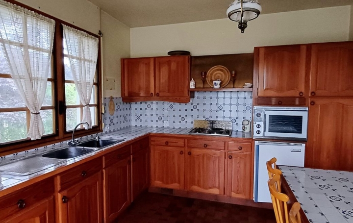 Maison PONT-DE-POITTE (39130)  309 m2 270 000 € 