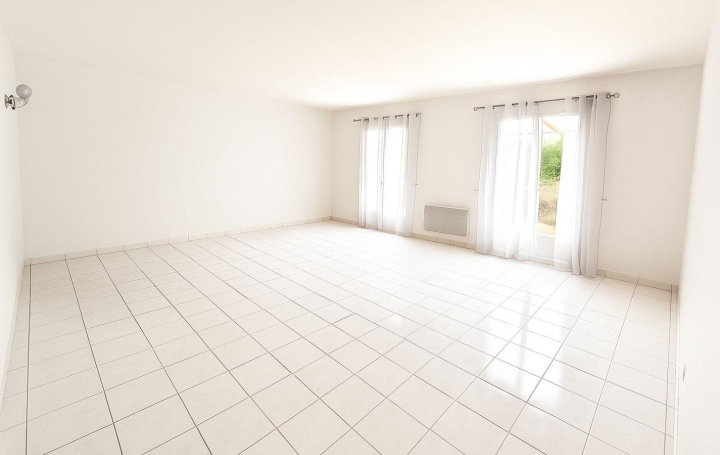 Maison CHAMPFORGEUIL (71530)  91 m2 219 450 € 