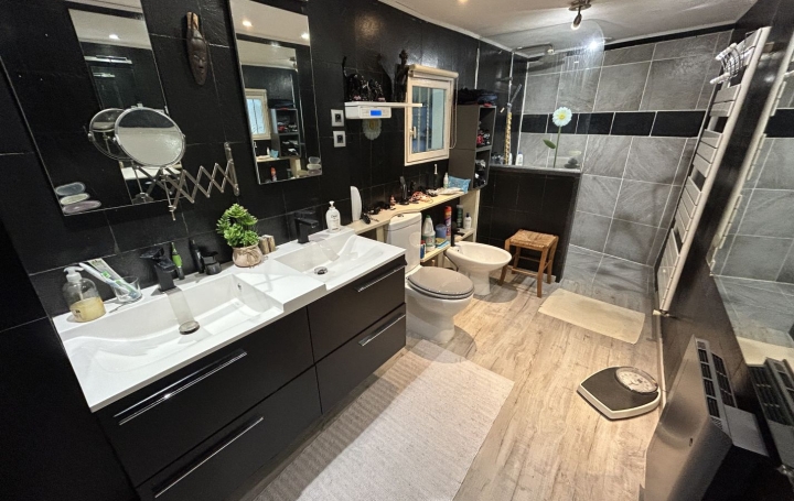 Maison DIJON (21000)  160 m2 430 000 € 