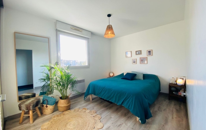 3 Pièces DIJON (21000)  70 m2 215 000 € 