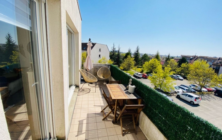 3 Pièces DIJON (21000)  70 m2 215 000 € 