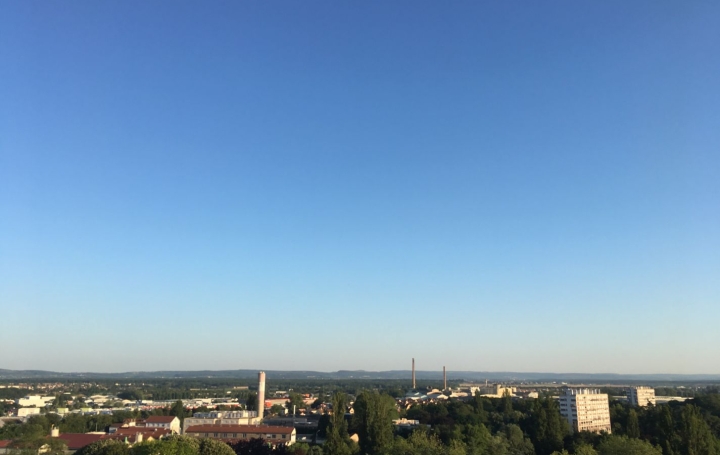 3 Pièces CHALON-SUR-SAONE (71100)  65 m2 75 000 € 