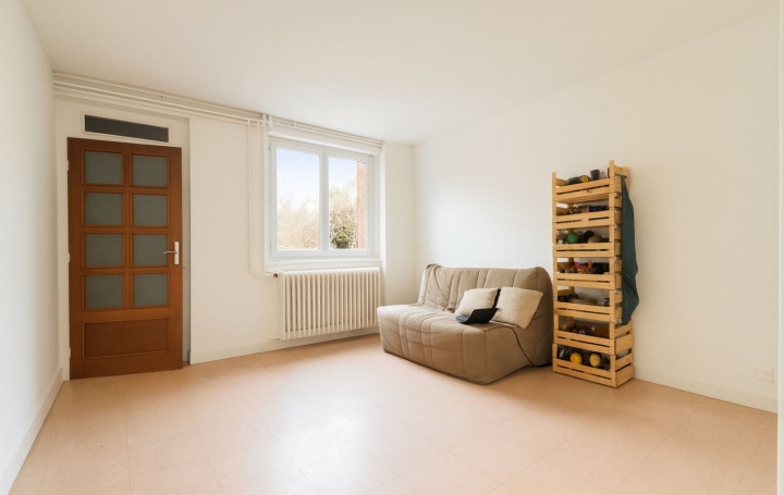 Immeuble CHALON-SUR-SAONE (71100)  152 m2 215 000 € 