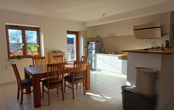 Maison de ville ORGELET (39270)  87 m2 137 800 € 