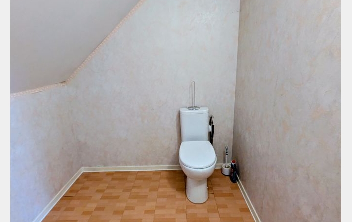 Maison CHAMPFORGEUIL (71530)  87 m2 180 200 € 