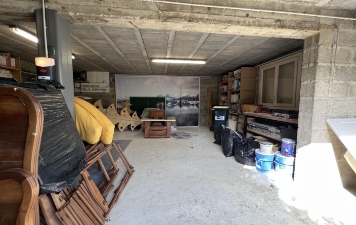 Local commercial SAINT-MARCEL (71380)  184 m2 252 000 € 