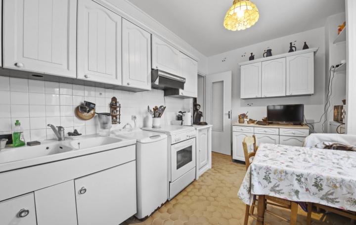 Maison LES BORDES (71350)  110 m2 149 000 € 