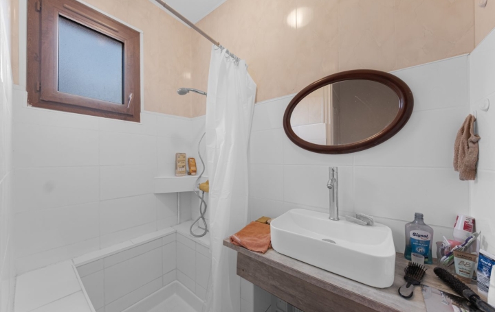 Maison LES BORDES (71350)  110 m2 149 000 € 